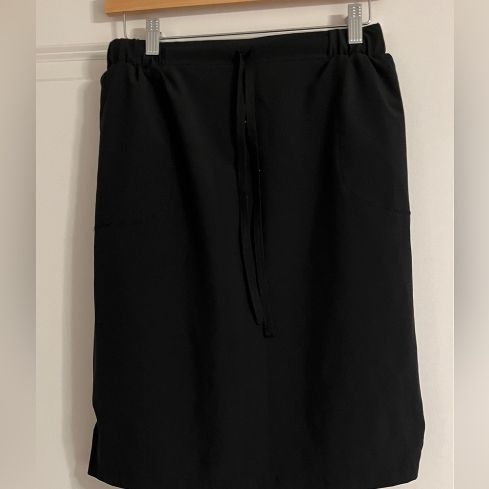 Albion Fit Black Jetsetter Skirt